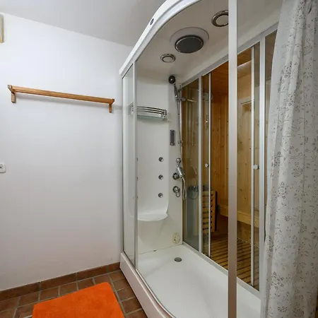 Lipa Villa Krnica