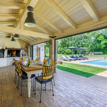 Lipa Villa Krnica