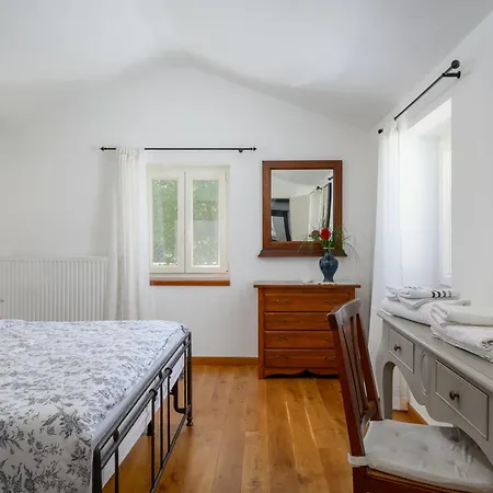 Villa Lipa *